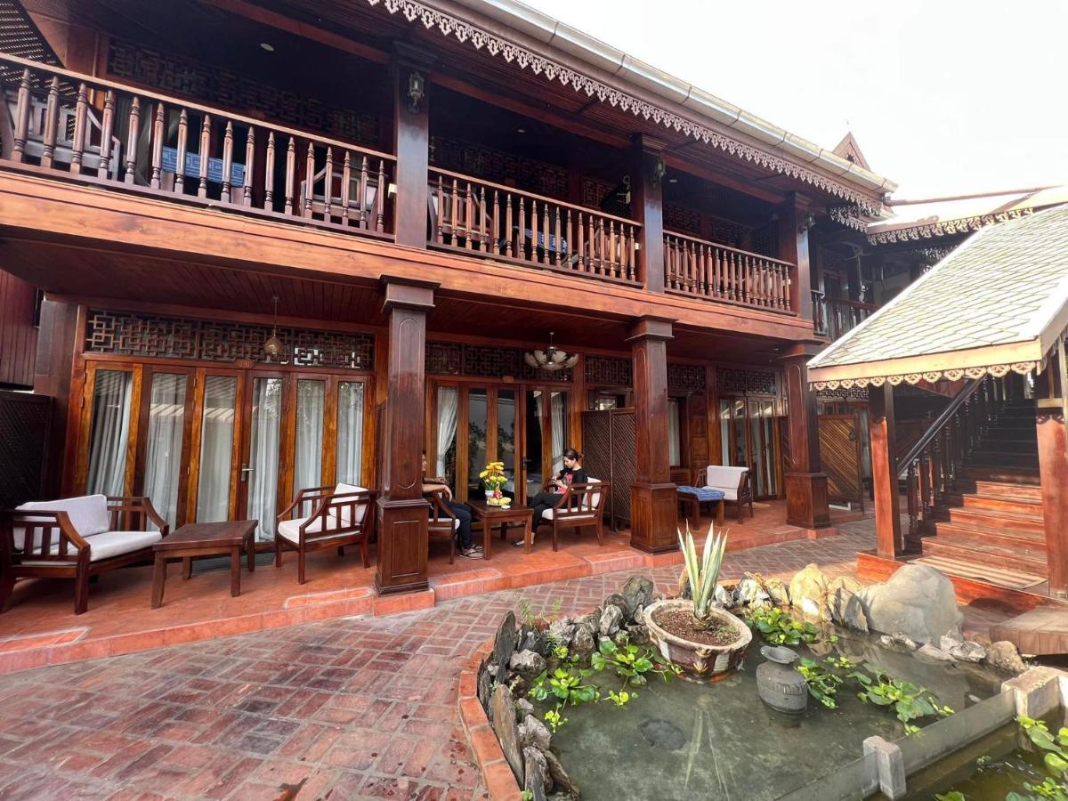 Chaluenxay Boutique Hotel ルアンパバーン エクステリア 写真