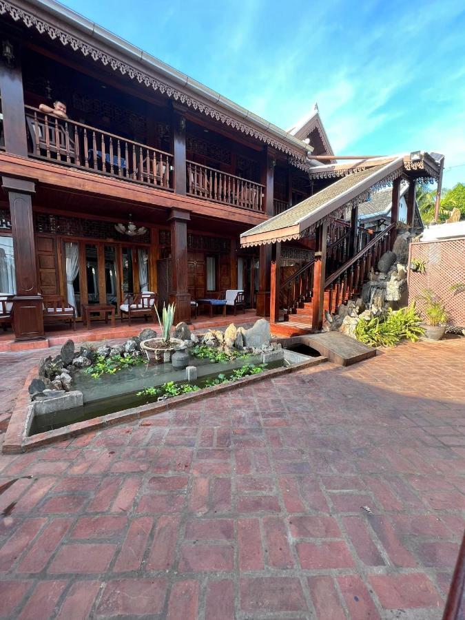 Chaluenxay Boutique Hotel ルアンパバーン エクステリア 写真