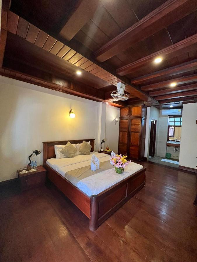 Chaluenxay Boutique Hotel ルアンパバーン エクステリア 写真