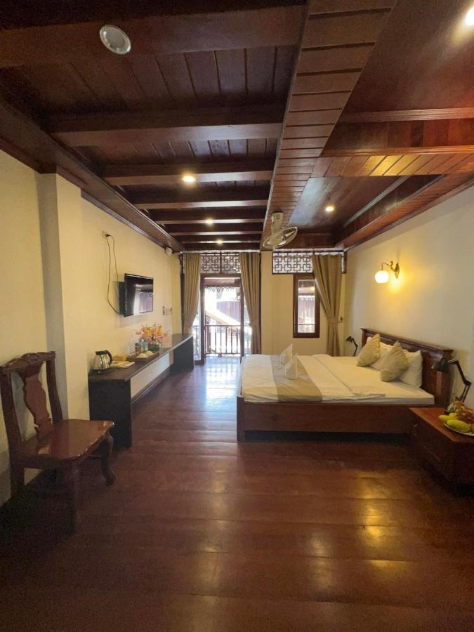 Chaluenxay Boutique Hotel ルアンパバーン エクステリア 写真