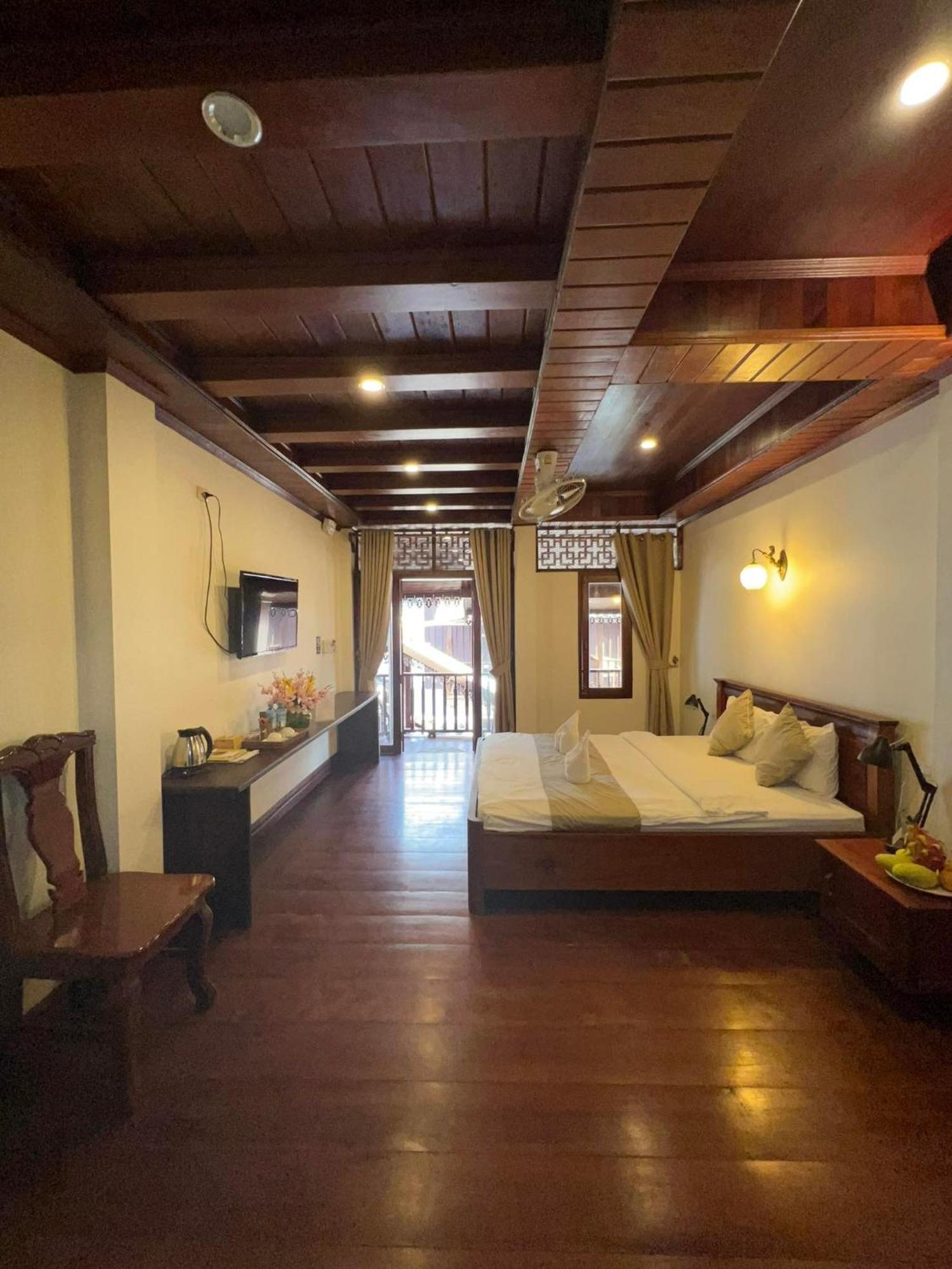 Chaluenxay Boutique Hotel ルアンパバーン エクステリア 写真