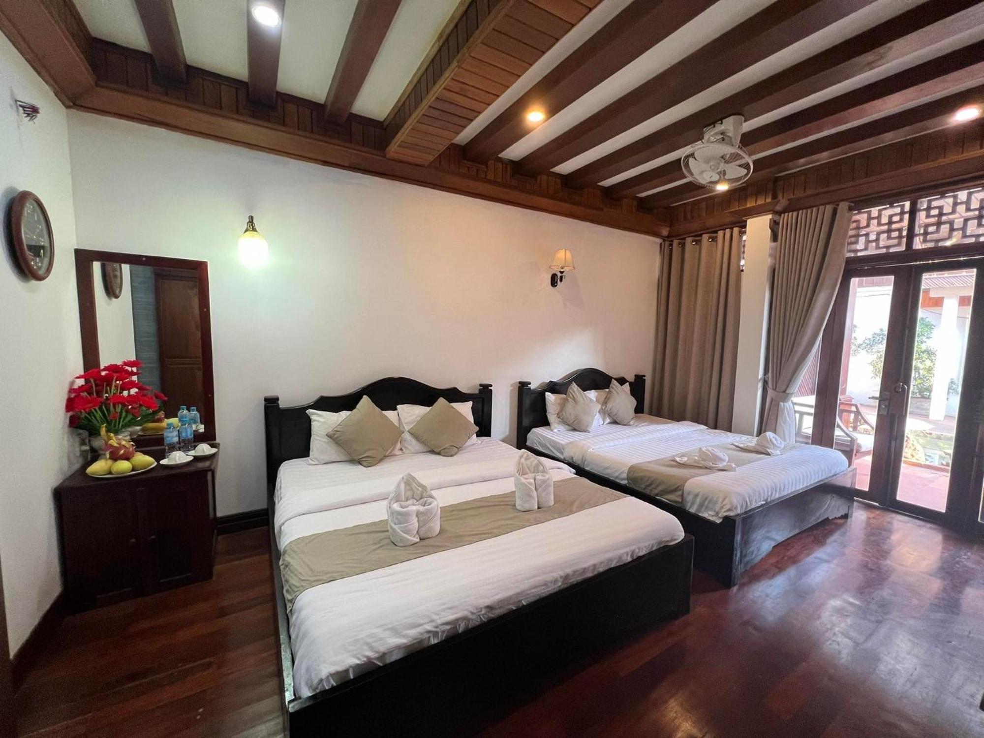 Chaluenxay Boutique Hotel ルアンパバーン エクステリア 写真