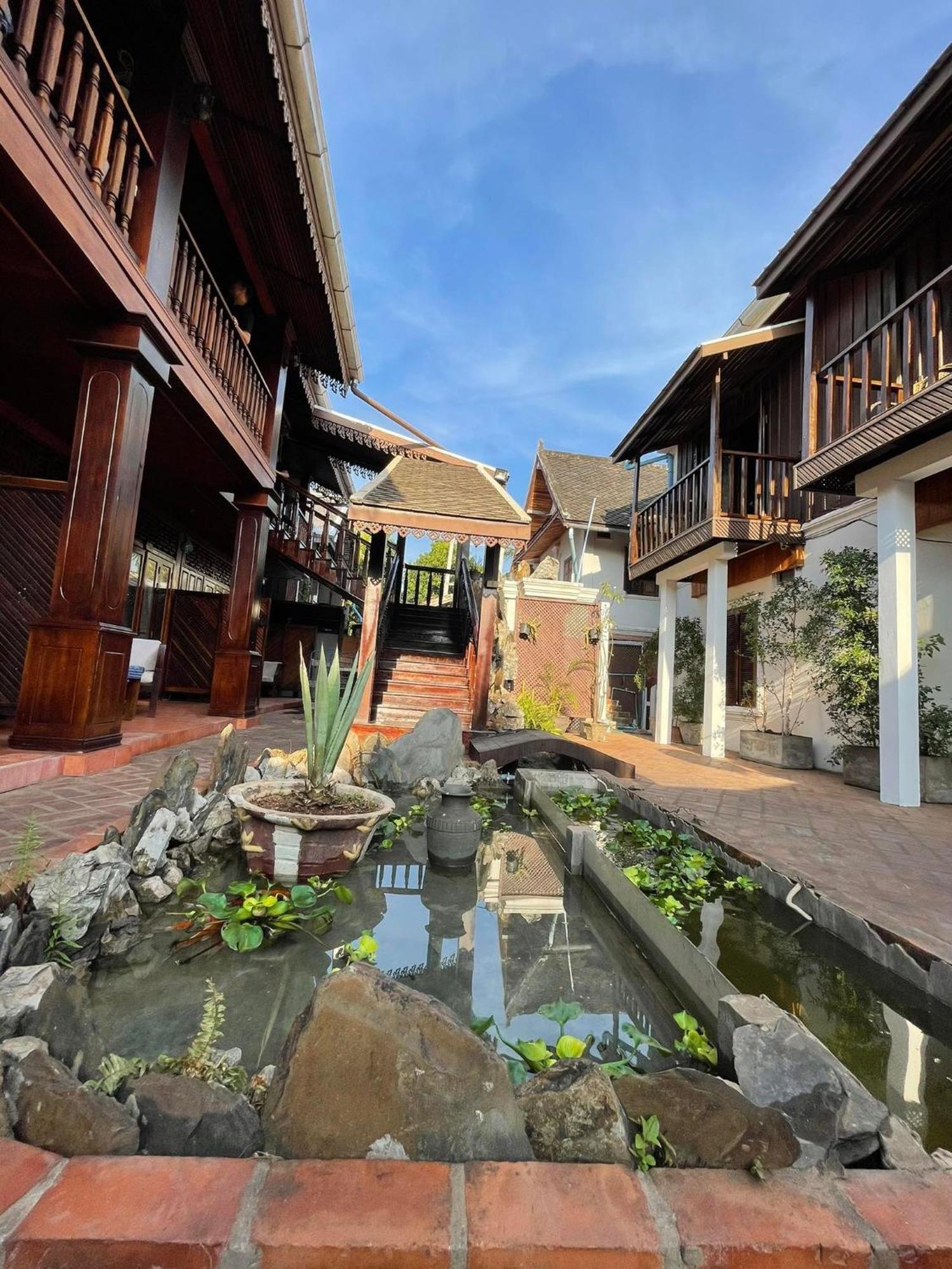 Chaluenxay Boutique Hotel ルアンパバーン エクステリア 写真